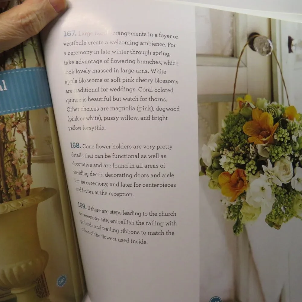 Beautiful Wedding Flowers VICTORIA hardback book